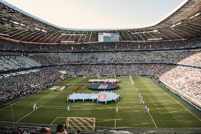 Droga do finału: Emocje i niespodzianki w Lidze Europy oraz Lidze Konferencji.